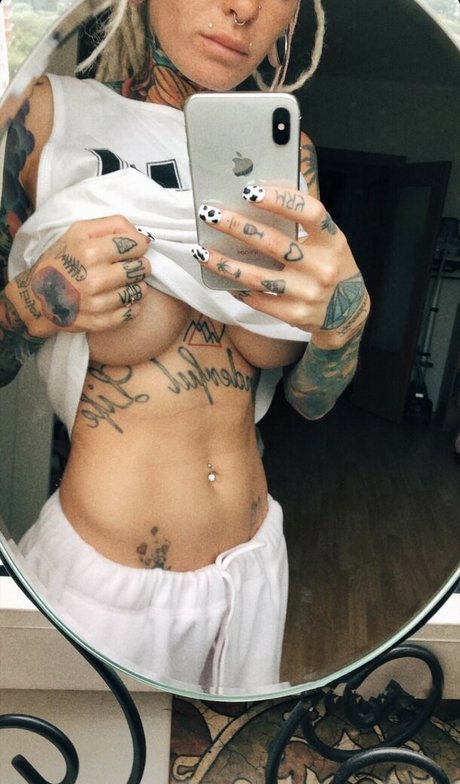 Bantikboy star erotic pics