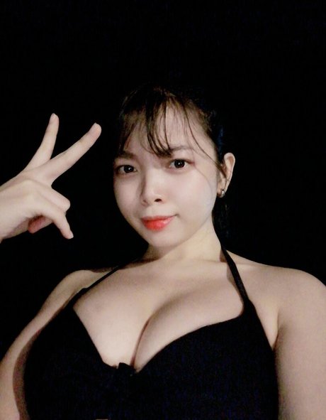 ys0 092 nudes actress img