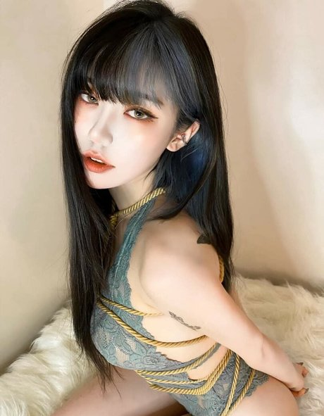 Naughty Rabbit pornstar free gallery