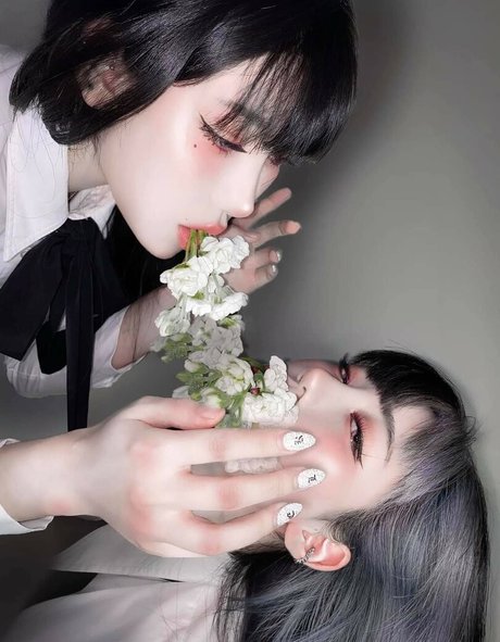 thigh high boots onlyfans nudes pictures