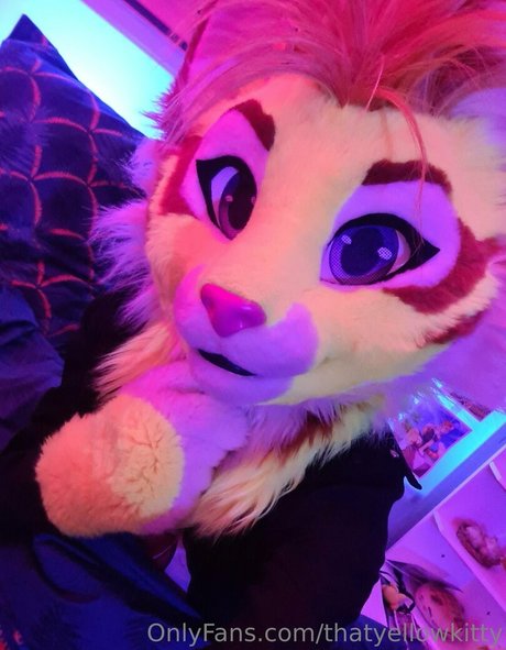 thatyellowkitty pornstar exclusive img