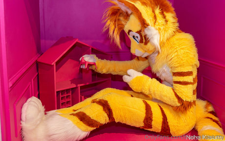 thatyellowkitty model sex galleries