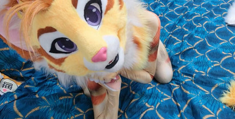 thatyellowkitty pornstar free img