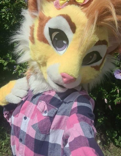 thatyellowkitty pornstar sexy pic