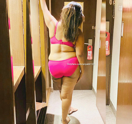 2024 top onlyfans hot naked images