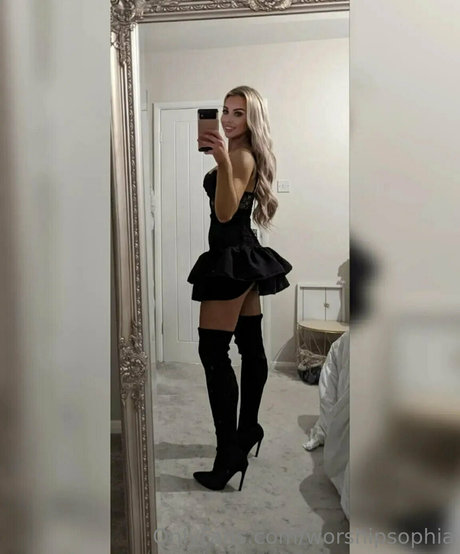 worshipsophia top pornstar photo