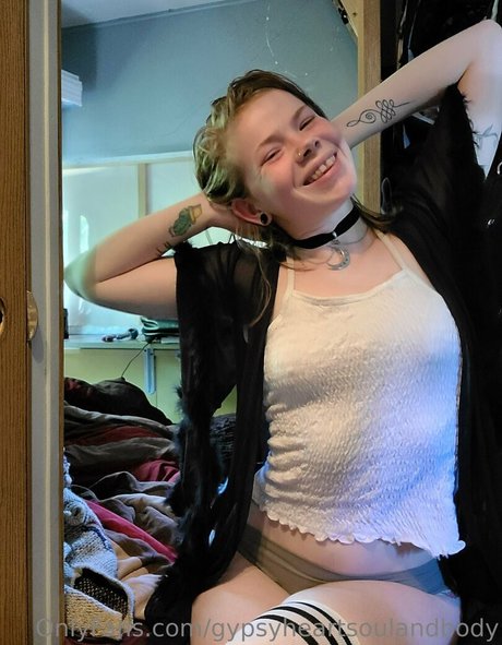 jadeedwardsfree star nice pic