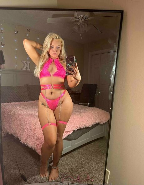 blonde milf big tits onlyfans porn picture