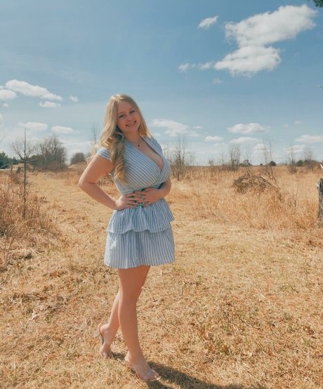 blonde asian onlyfans pretty pic