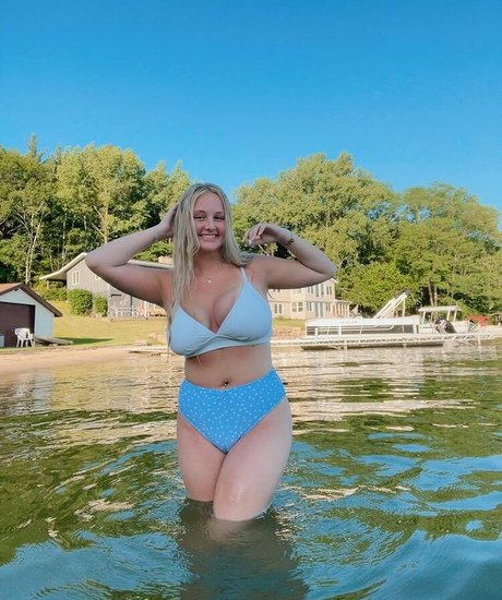 Anya Marie hot star photos