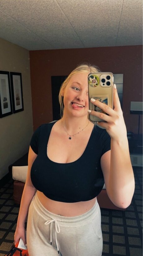 Anya Marie pornstar top gallery