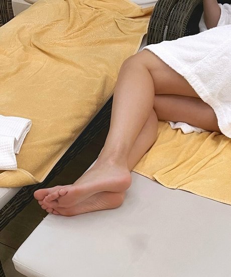 solesprinces nude actress pic