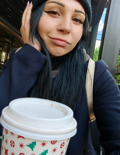 lola pixel pretty pornstar pictures