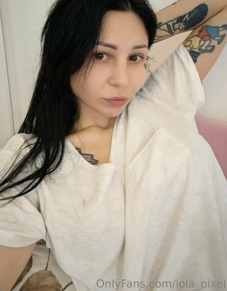 lola pixel nice actress photo