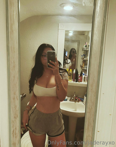 jaderayxo high quality actress pictures