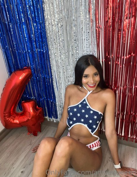 anniequeeen art model img