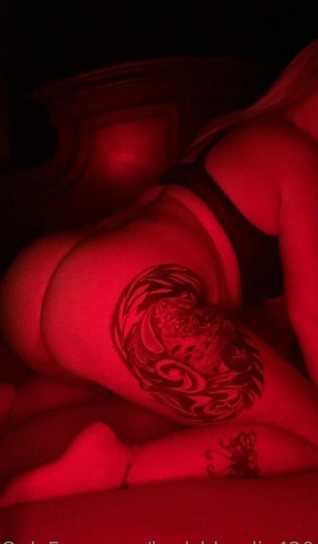 bad blondie33 star hot pictures