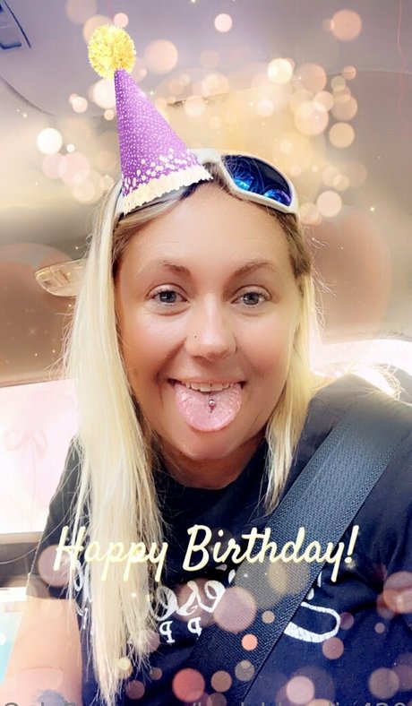 bad blondie33 hd pornstar img