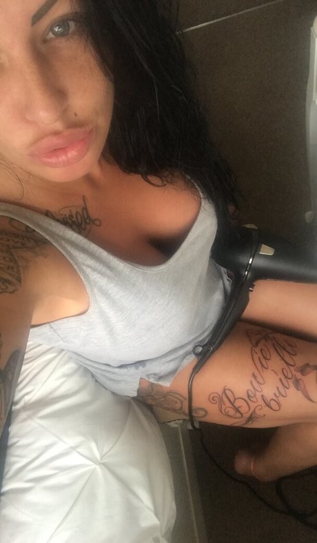 kerrylouise xxx pornstar hot picture