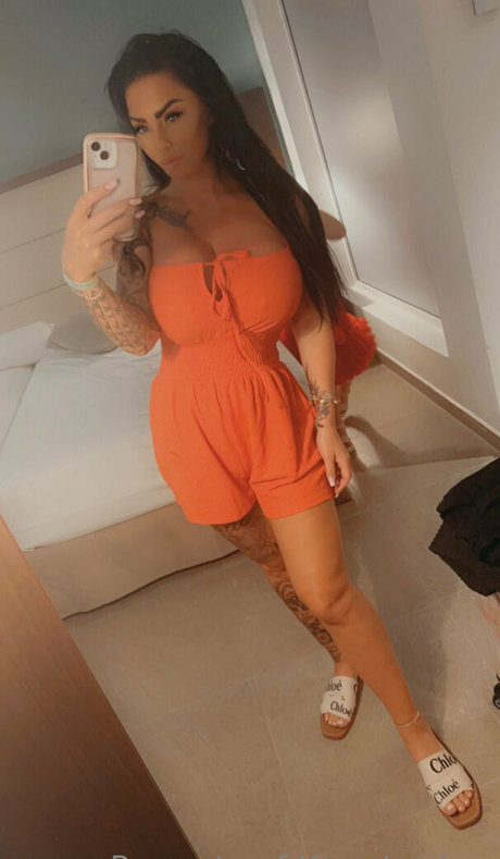 kerrylouise xxx pornstar erotic images