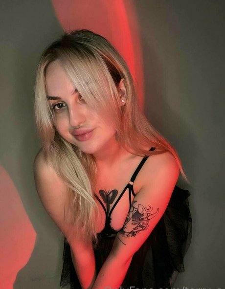 hijabi onlyfans hot naked image