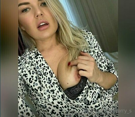 torry s model nice pics