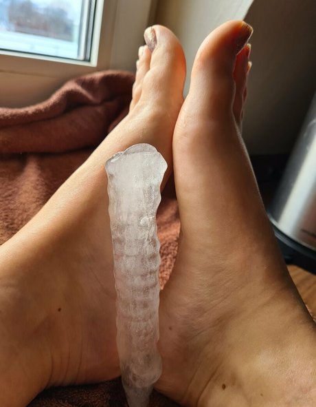 morefrommanu model high quality img