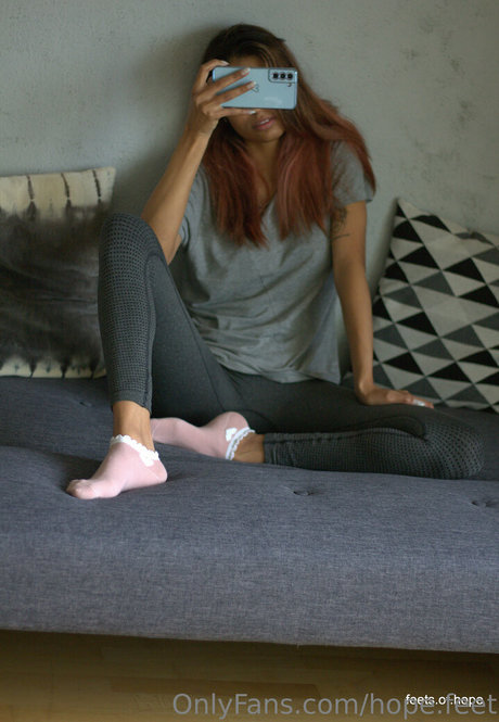 hope feet nude actress image