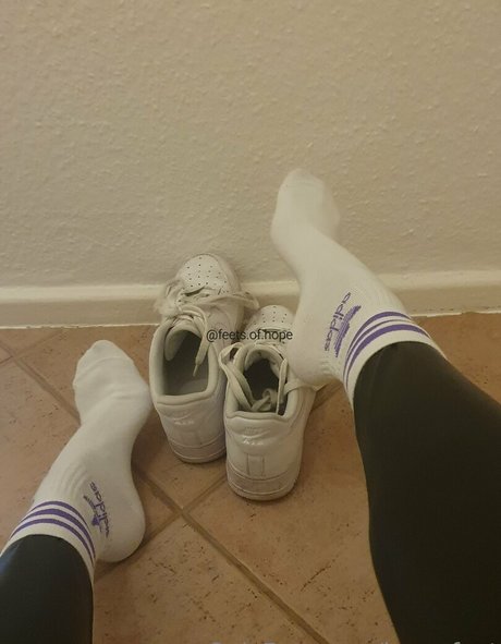 hope feet model pretty archive