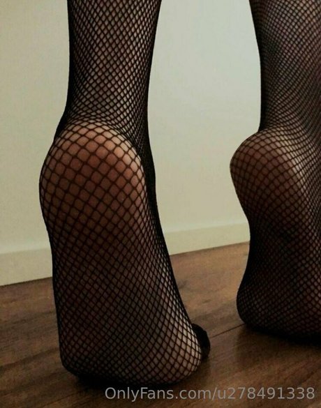 officialfeetforfun Photo Gallery