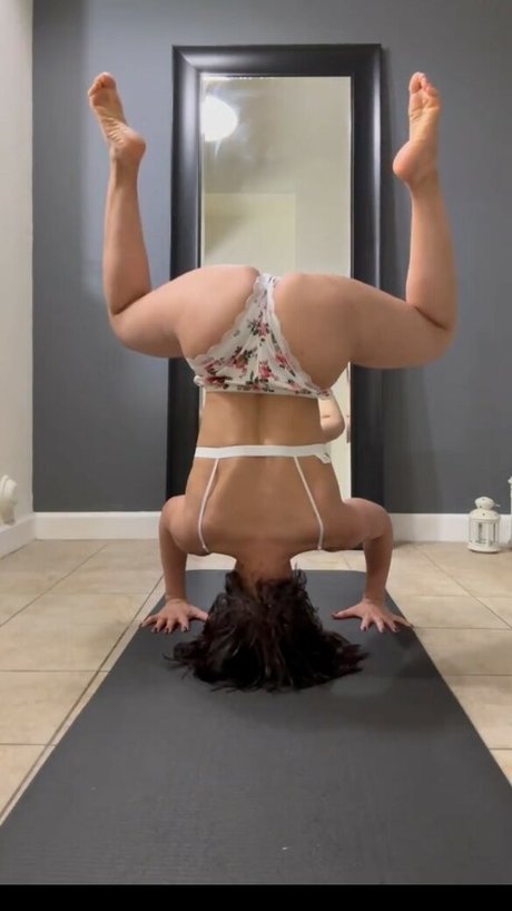 emymonts pornstar perfect images