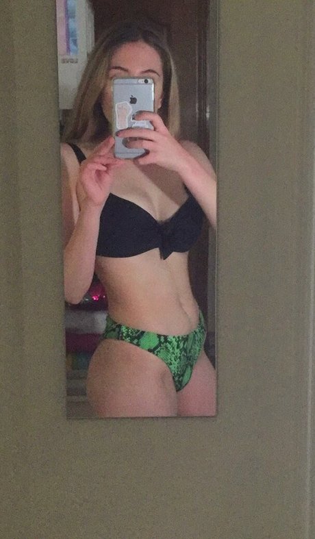 Skeeterre pornstar exclusive img