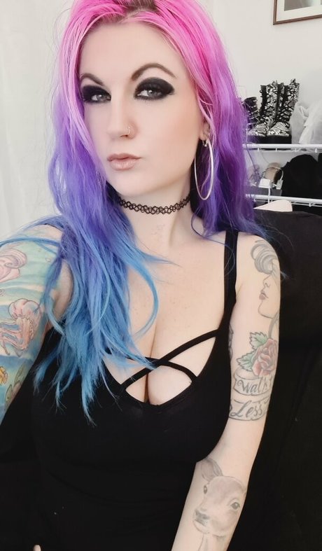 rogue model xxx photos