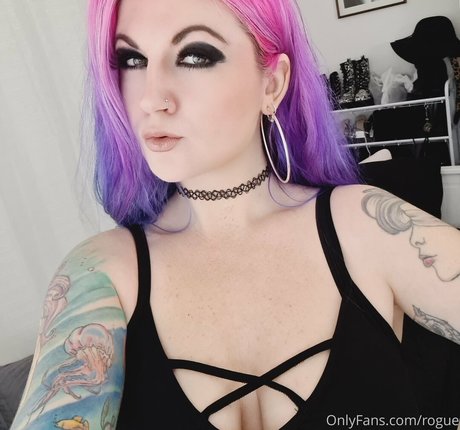 hairy vagina onlyfans sexy nude gallery