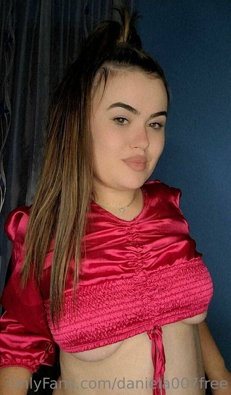daniela007free model hd photo