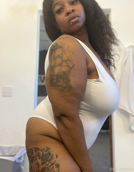 coconutluv naked pornstar pic