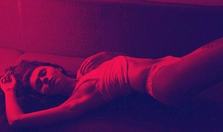 lindamisty pornstar hot pics