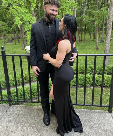 Kayla Rossi adult model img