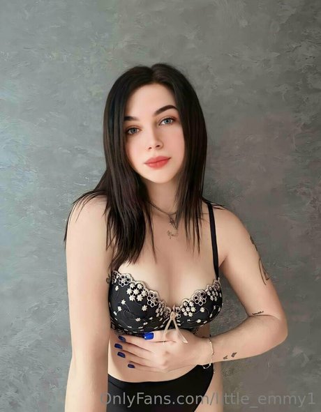 little emmy1 star sexy picture