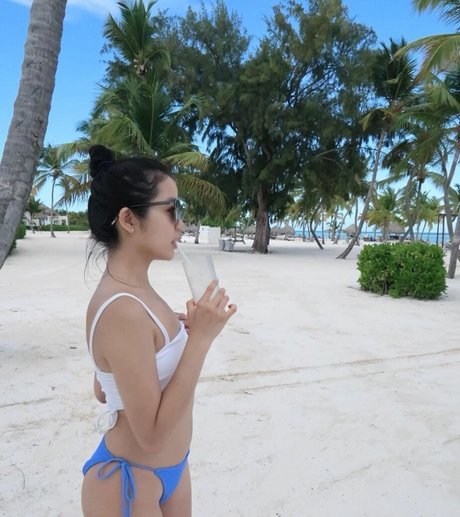 Evelyn Ha star xxx pic