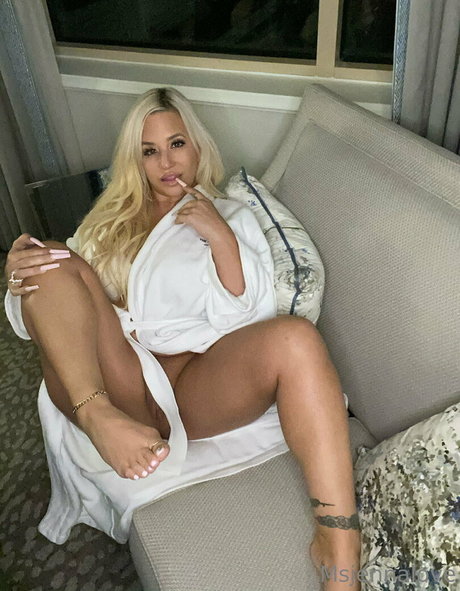 msjennalove model exclusive img