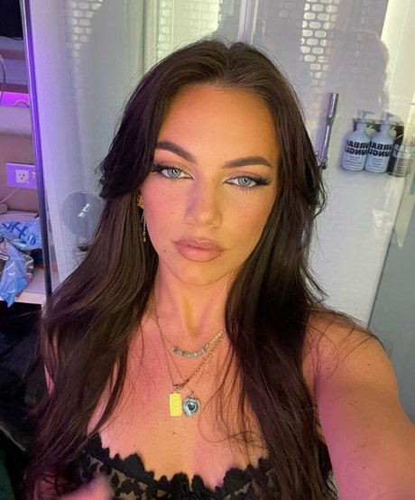 shemale outdoor onlyfans hot sexy galleries