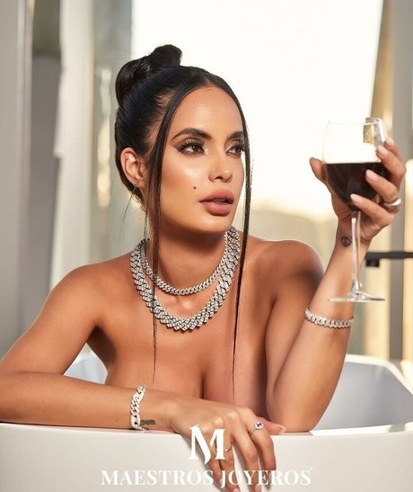 Mariell Andreina Rodriguez pornstar high quality image