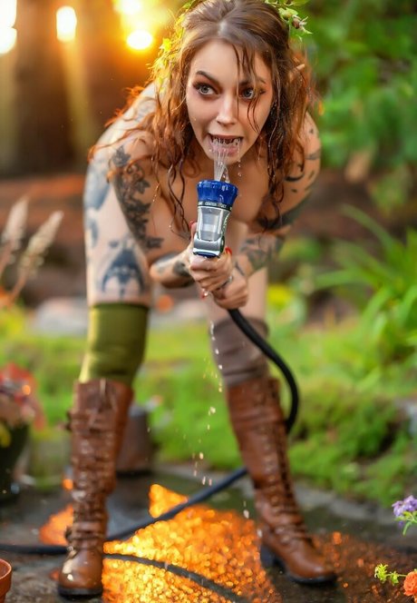 Genevieve pornstar adult galleries