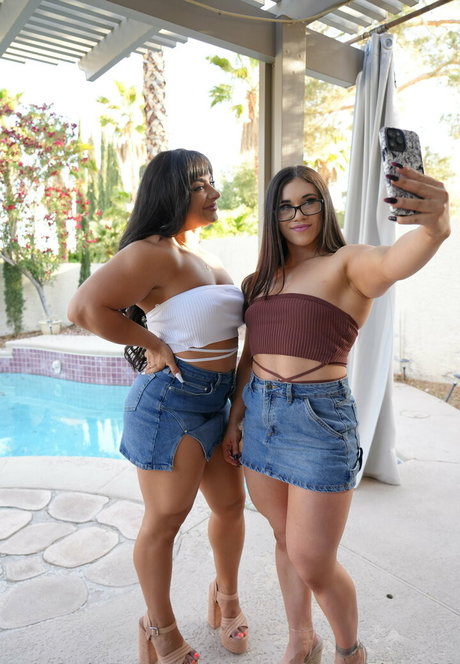 Ranya Dally hot actress photo