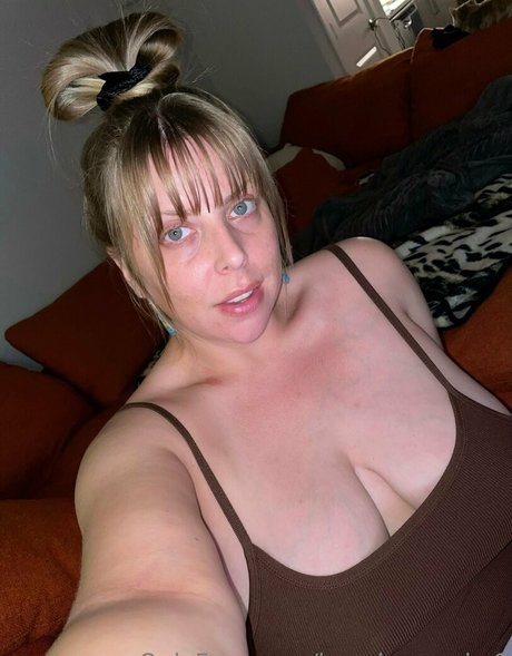 voracious v model xxx gallery