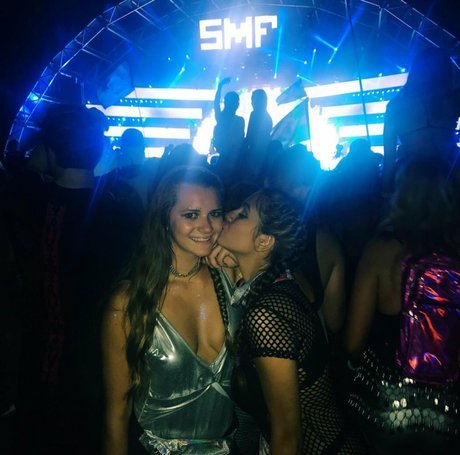 tits onlyfans beautiful porn img