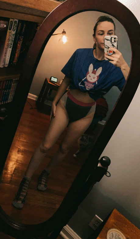 embertay free actress pictures