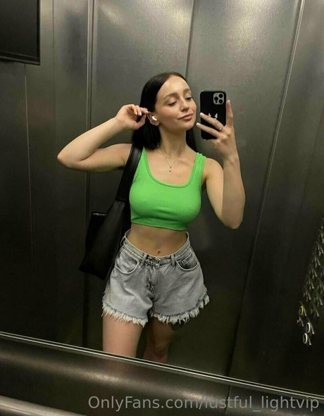 lustful lightvip model art pictures