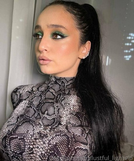 nude selfie onlyfans best picture